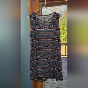 NWOT Bobbie and Brooks geometric pattern dress